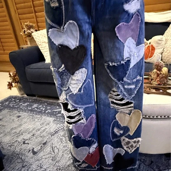 Free People We The Free Piece Of My Heart Jeans Heart Patch Wide Leg HighRise - Picture 11 of 14